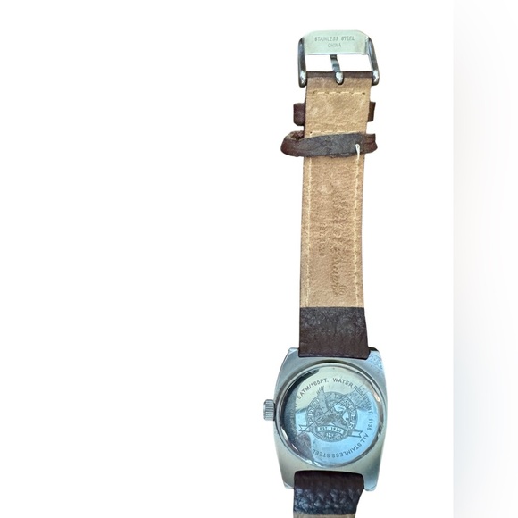 Eddie Bauer 1136 Brown Leather Round Stainless Steel 30mm Quartz Watch - Picture 8 of 8